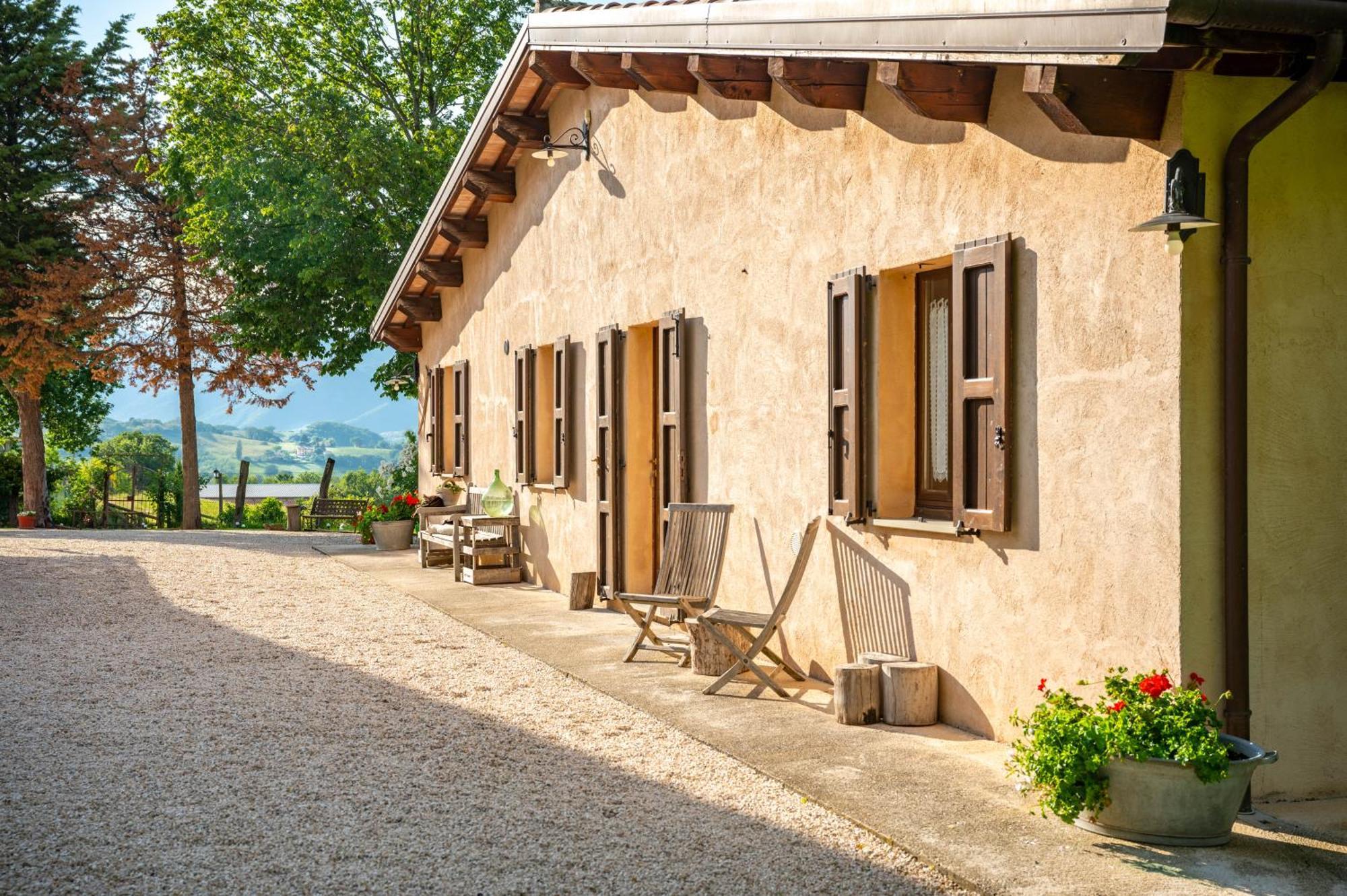 Agriturismo Il Castellaro Sassoferrato Extérieur photo